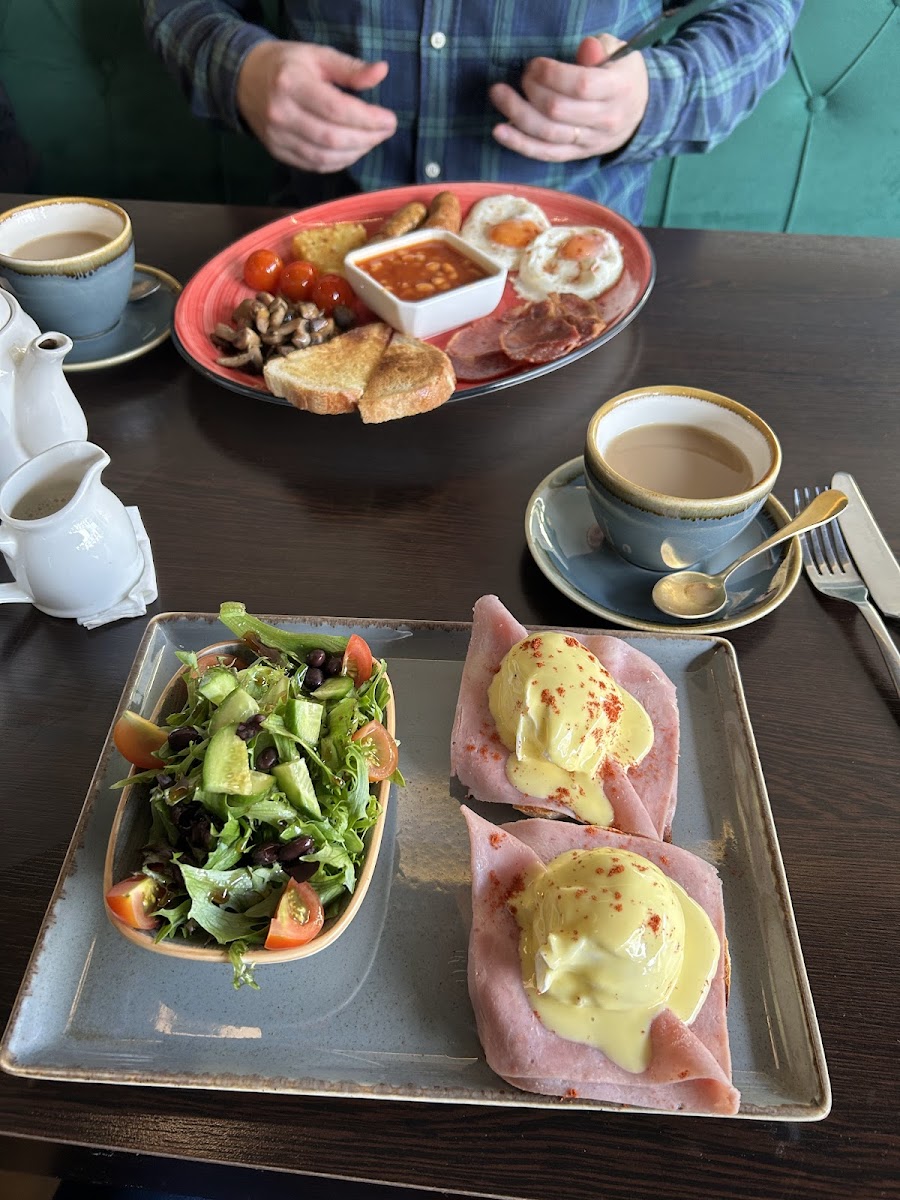 Toast And Tomato Photos 2